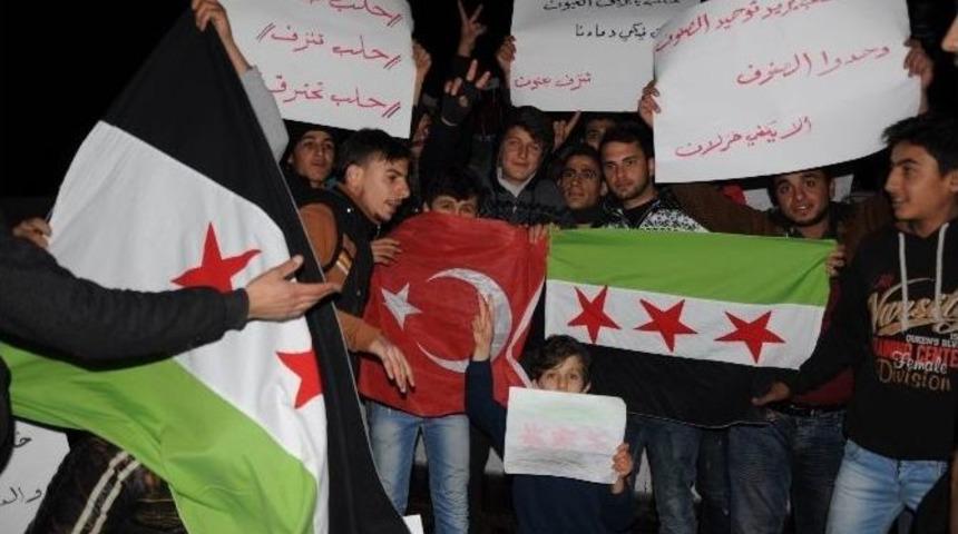 Mersin&rsquo;de Halep İ&ccedil;in Sessiz Eylem