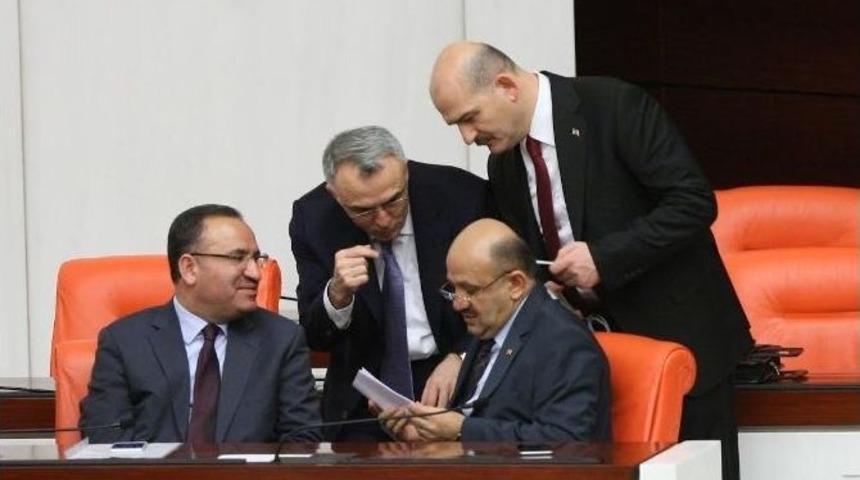 Tbmm Genel Kurulunda B&uuml;t&ccedil;e G&ouml;r&uuml;şmeleri