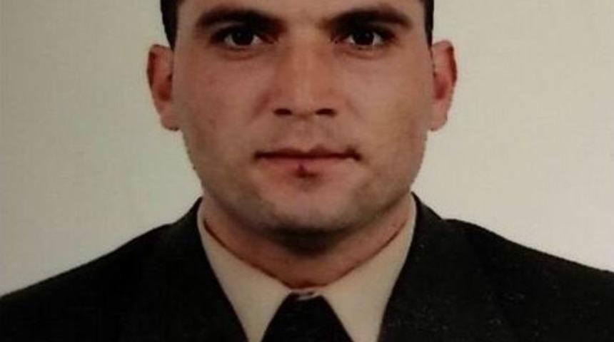 Trenin Altında Kalan Uzman &Ccedil;avuş Hayatını Kaybetti
