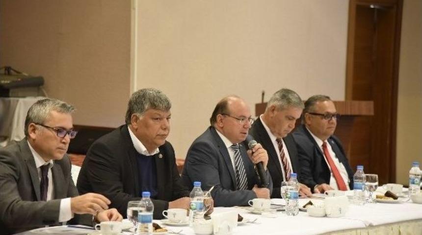 Vali &Ccedil;i&ccedil;ek, Dalaman&rsquo;da Ekonomi Toplantısına Katıldı