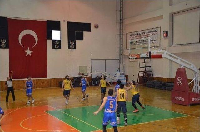 Üniversitelerarası Basketbol 2. Lig Maçları Sona Erdi