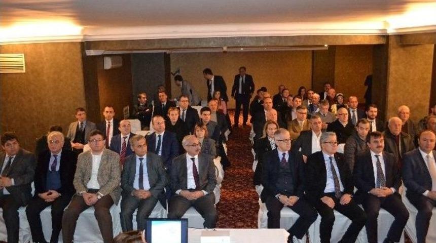 İstihdama Katkıda Bulunan Firmalar &Ouml;d&uuml;llendirildi.