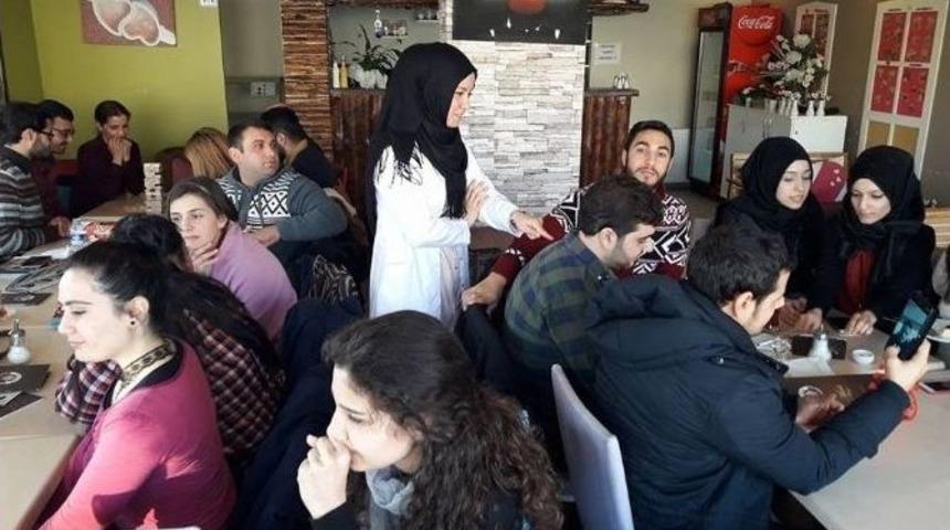 İşaret Dili Eğitimi Alan Kursiyerler Sosyal Deney Yaptı