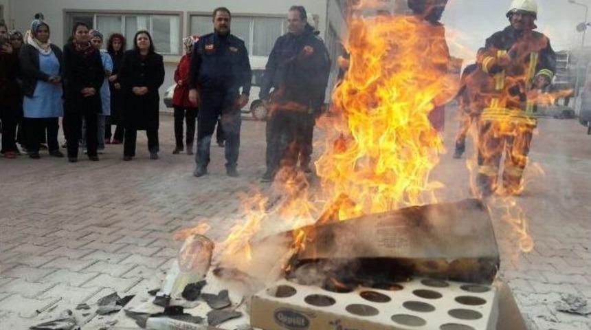 Kız Yurdunda Yangın Tatbikatı D&uuml;zenlendi