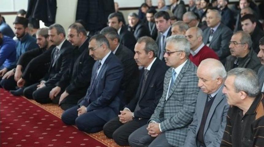 C&uuml;&rsquo;de Şehitler İ&ccedil;in Mevlit Okutuldu