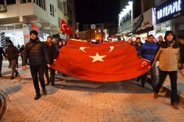 İstanbul&rsquo;daki Ter&ouml;r Saldırısına Tepkiler 1