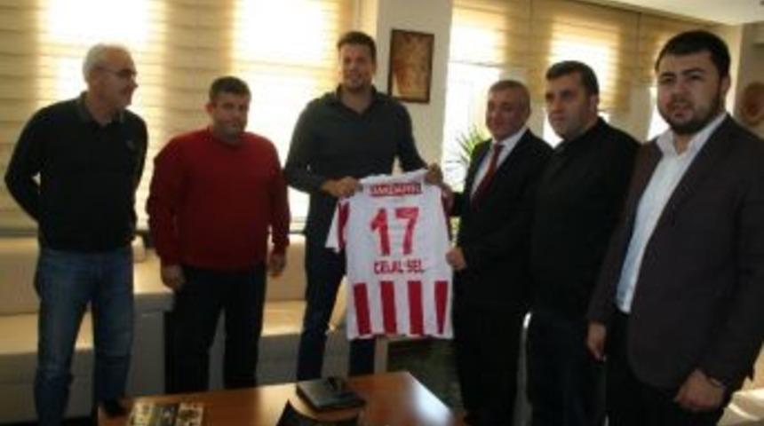 &Ouml;nen, Emniyet M&uuml;d&uuml;r&uuml; Celal Sel&rsquo;i Ziyaret Etti