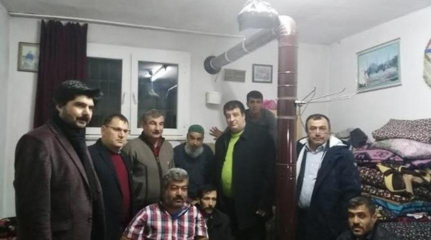 Engelli Bireyleri Tekerlekli Sandalye İle Mutlu Ettiler