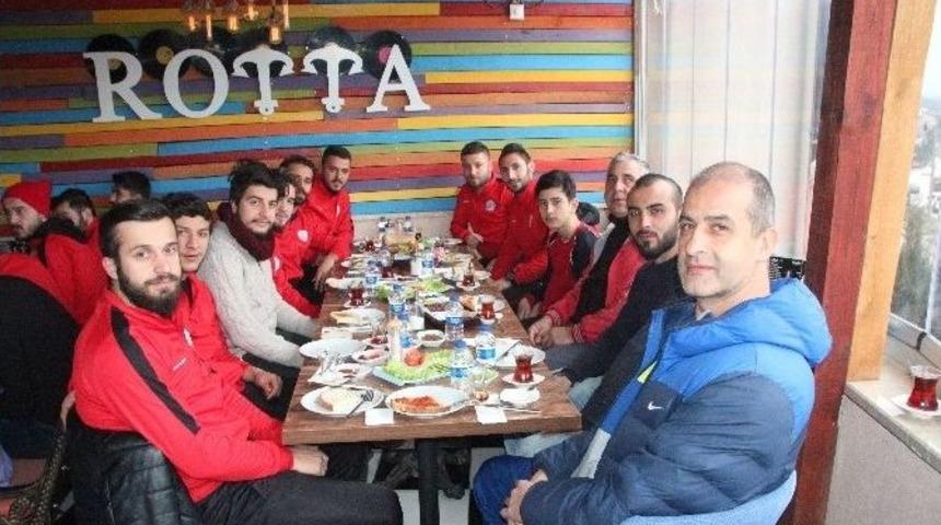Bilecikspor&rsquo;a &Uuml;lk&uuml; Ocaklarından Destek