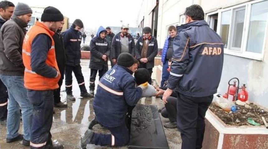 Afad Fabrika &Ccedil;alışanlarına Acil Durum Ve Yangın Eğitimi Verdi