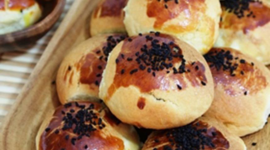 Peynirli Puf Poğa&ccedil;a