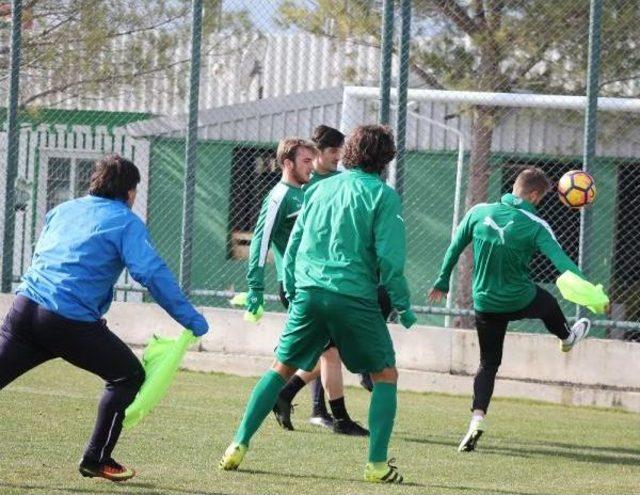 Bursaspor, Antalyaspor Hazırlıklarına Başladı