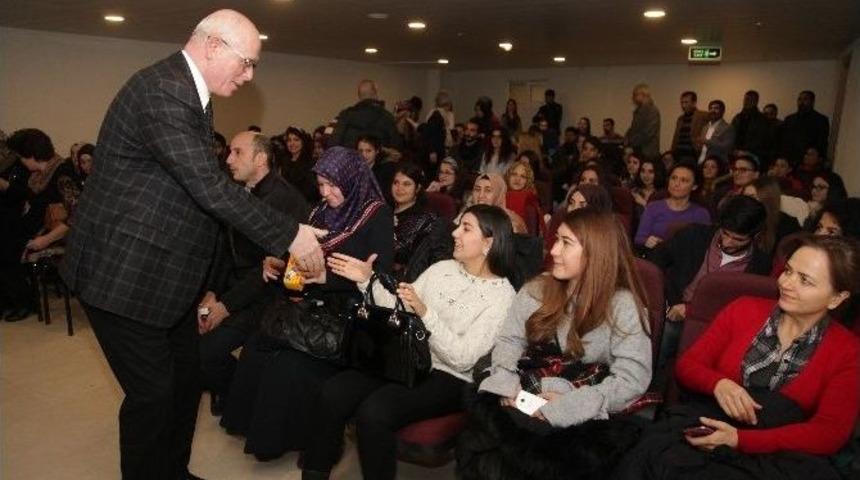 İşaret Dili &Ouml;ğrencilerine &Ouml;zel Film G&ouml;sterimi