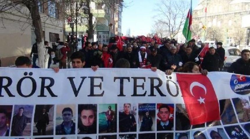 Eksi 13 Derecede Ter&ouml;re Lanet Y&uuml;r&uuml;y&uuml;ş&uuml;