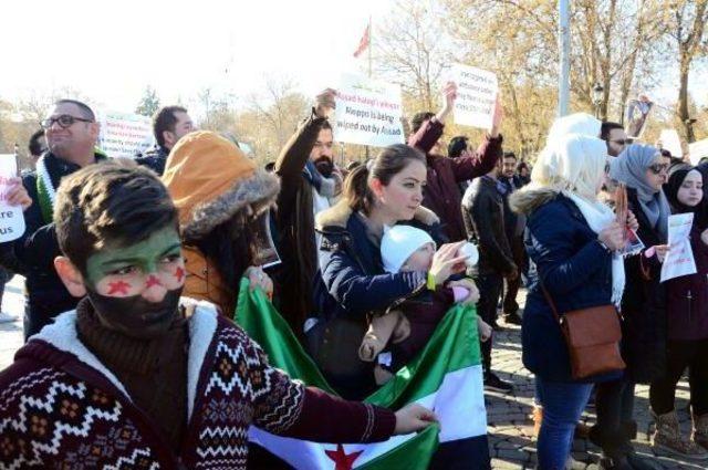 Suriyelilerden Halep Protestosu