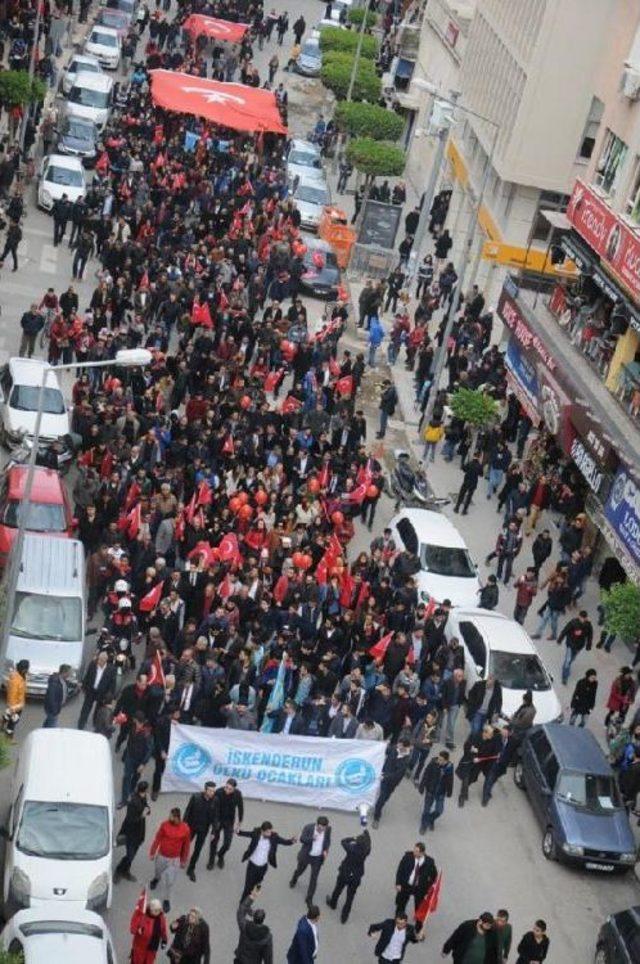 İskenderun’Da Ülkücülerden Teröre Tepki Yürüyüşü