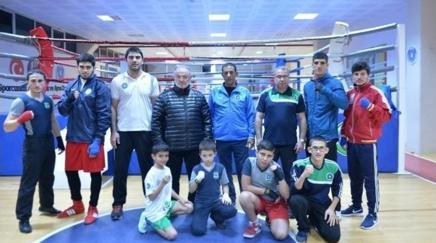 B&uuml;y&uuml;kşehir&rsquo;in Boks&ouml;rleri Şampiyonaya Hazır