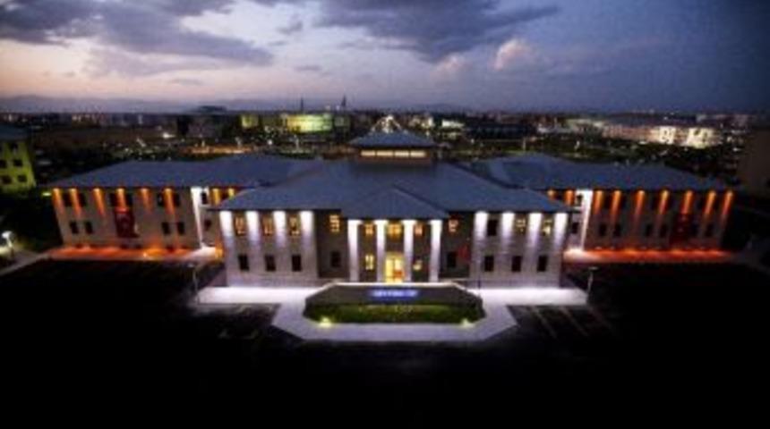 Ağrı İbrahim &Ccedil;e&ccedil;en &Uuml;niversitesi Senatosundan Ter&ouml;re Kınama