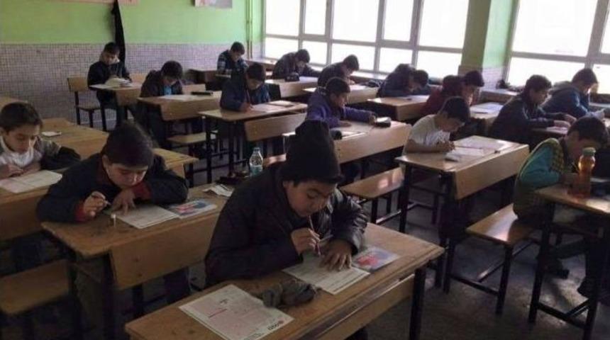Anadolu Gen&ccedil;lik Derneği Siyer- İ Nebi Sınavı Malatya Da Yapıldı