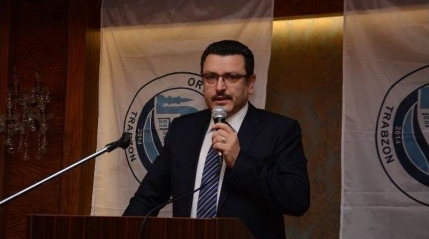 Başkan Gen&ccedil;, Muhtarlarla Bir Araya Geldi