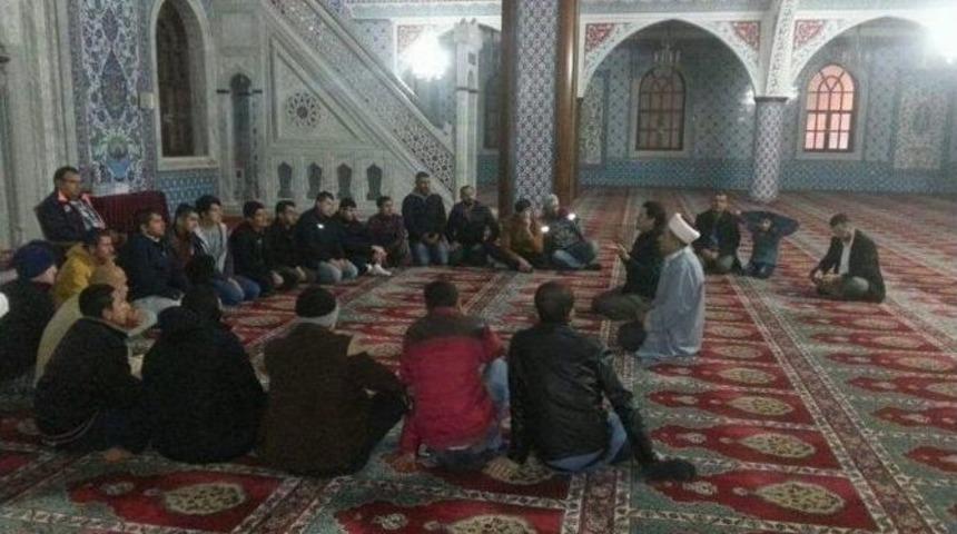 İşitme Engellilere Din Ve Ahlak Bilgisi Kursu
