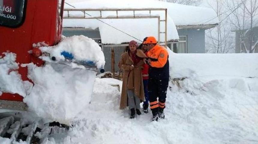 Kastamonu'da Iki Hasta Paletli Ara&ccedil;la Hastaneye G&ouml;t&uuml;r&uuml;ld&uuml;