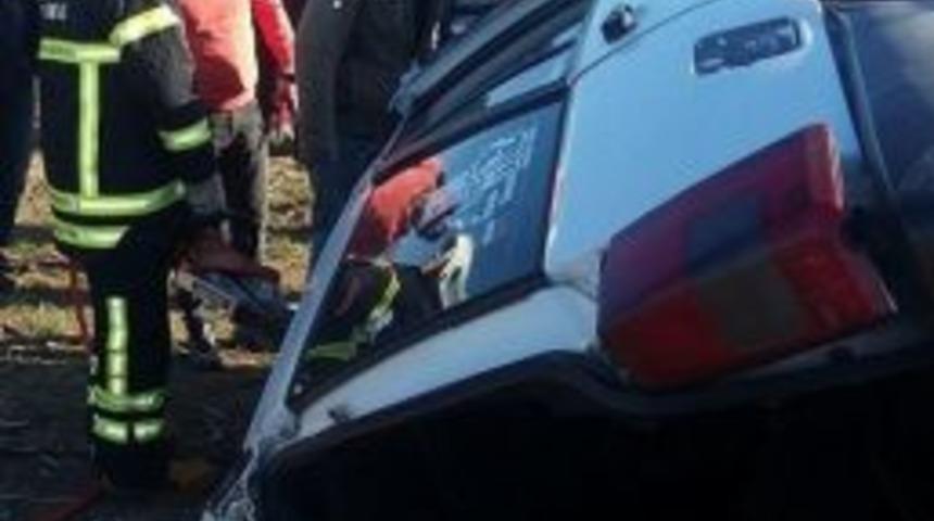 Hayrabolu&rsquo;da Otomobil Takla Attı: 3 Yaralı