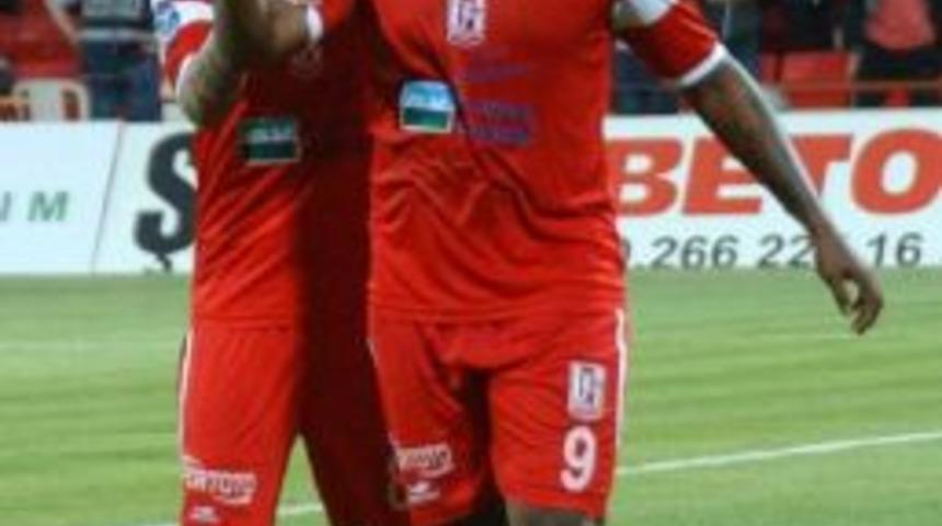 Balıkesirspor'da Zeefuik A&ccedil;ıklaması
