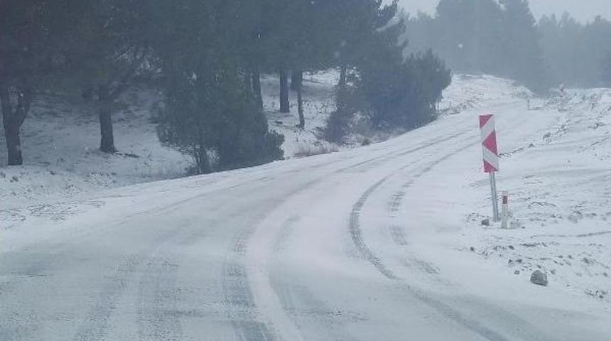 Kazdağları'nda Kar Yağışı