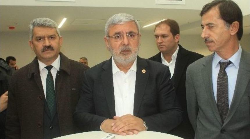 İstanbul Milletvekili Metiner: "yeni T&uuml;rkiye&rsquo;nin Sancılarını &Ccedil;ekiyoruz"