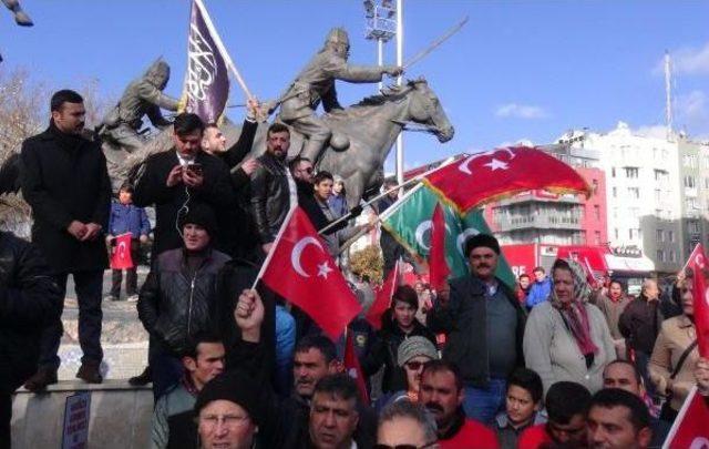 Uşak Şehitler Için Tek Yürek Oldu 1