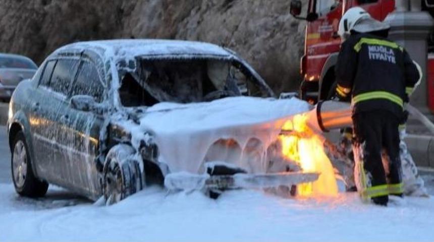 Lpg'li Otomobil Cayır Cayır Yandı