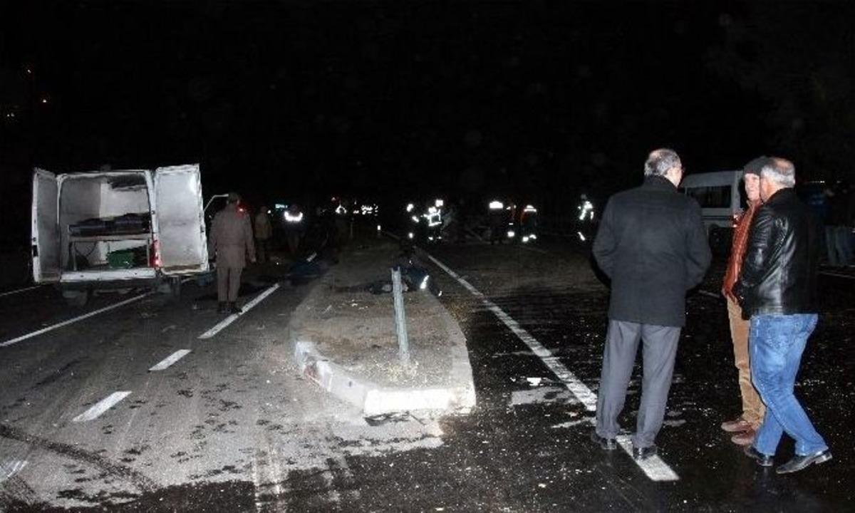 Aydın&rsquo;da Yakıt Tankeri Ortalığı Savaş Alanına &Ccedil;evirdi: 3 &Ouml;l&uuml;, 5 Yaralı