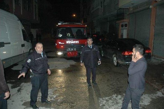 Adana’da Park Halindeki 1 Araç Kundaklandı