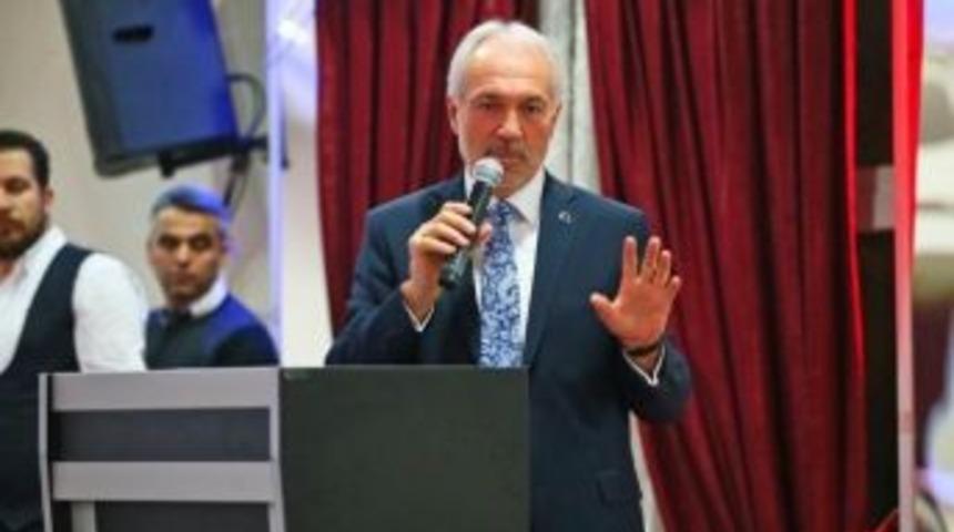 K&uuml;tahya Belediye Başkanı Kamil Sara&ccedil;oğlu: "ama&ccedil;ları Siyasi G&uuml;ndemi Değiştirmek"
