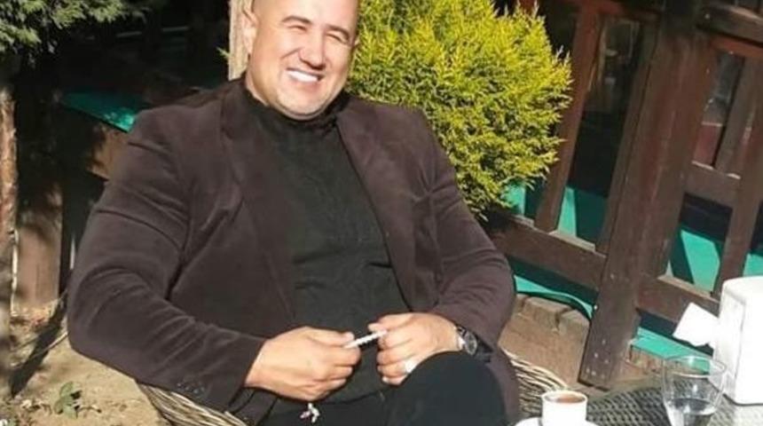 Evinin &Ouml;n&uuml;nde Pompalı T&uuml;fekle &Ouml;ld&uuml;r&uuml;ld&uuml;