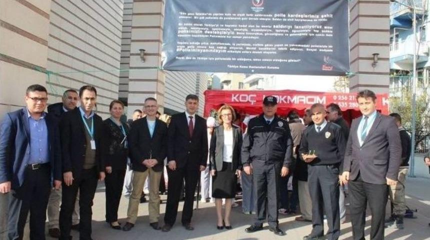 Hastane Y&ouml;netimi Ve Sağlık&ccedil;ılar Şehitler İ&ccedil;in Lokma D&ouml;kt&uuml;rd&uuml;