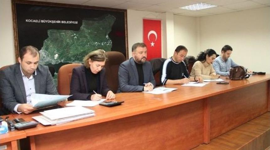 Başiskele Yenik&ouml;y Parkı Yenilenecek