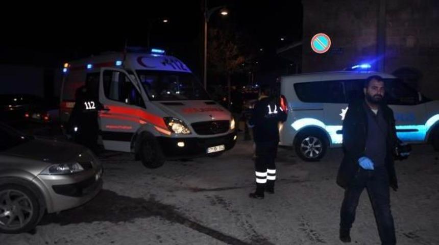 Evinde &Ouml;l&uuml; Bulundu