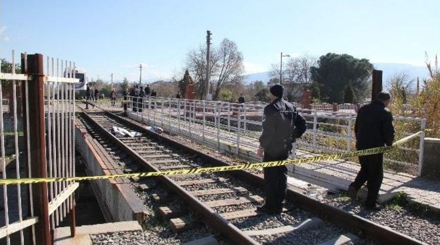 Trenin Altında Kalan Liseli Gen&ccedil; Hayatını Kaybetti