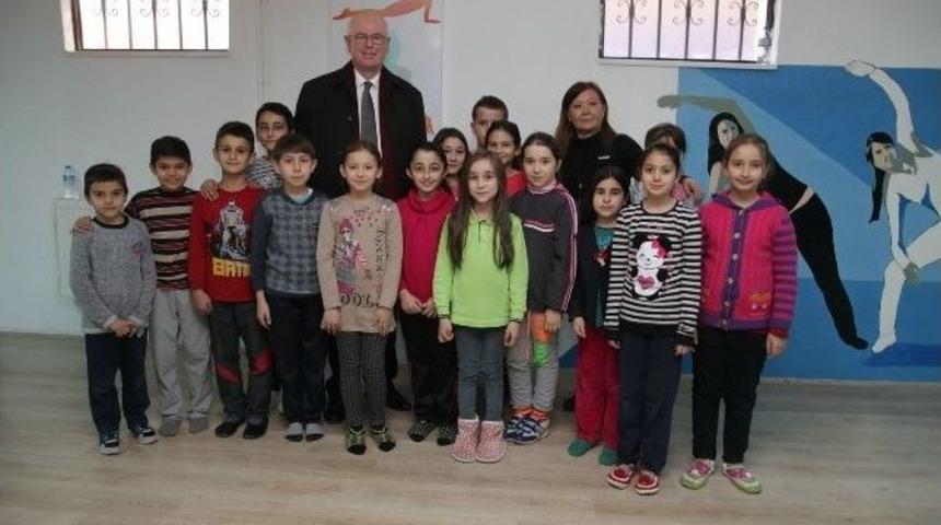 Odunpazarı&rsquo;ndan &Ccedil;ocuklara Halk Oyunları Kursu