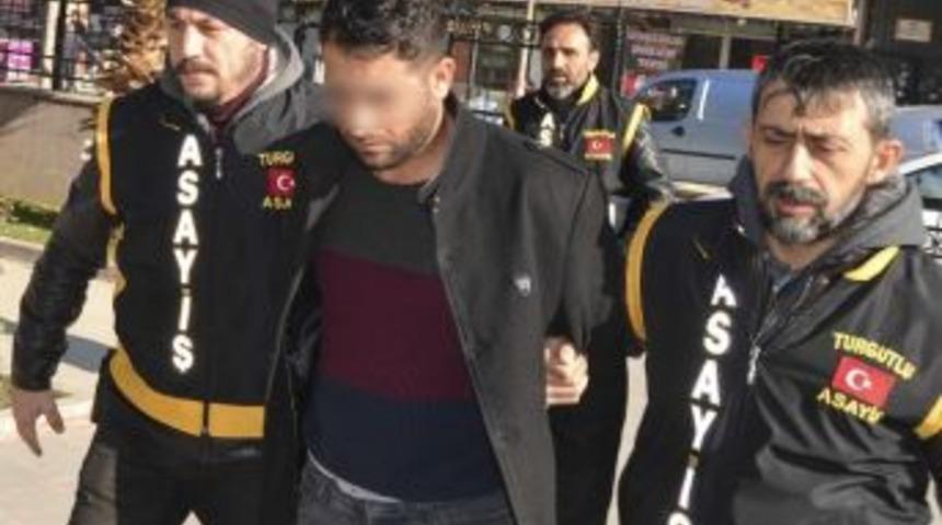 Cinayet Zanlısı Adliyede