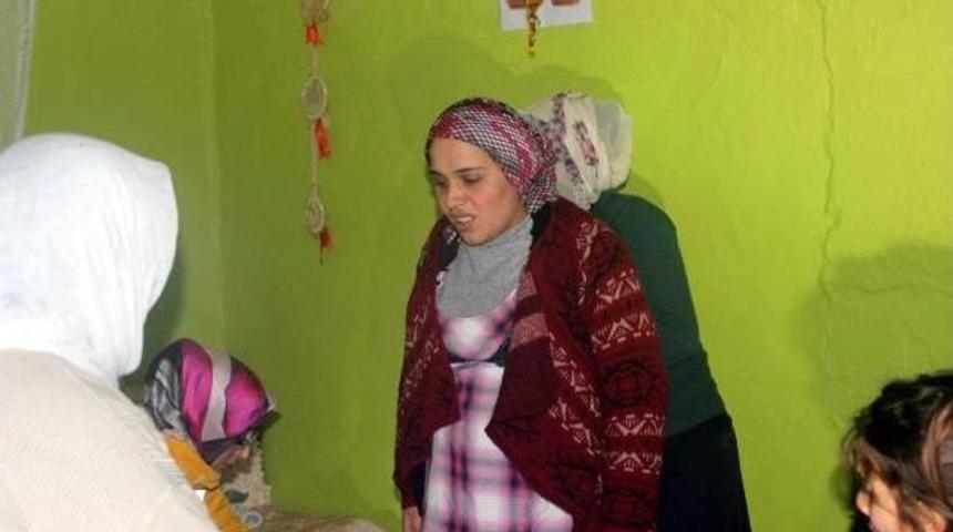 Afad Ekipleri, Hamile Kadını Kurtardı