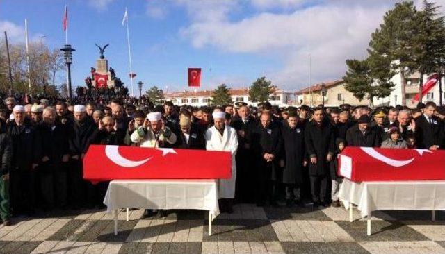 Kırşehir, Çifte Şehitlerini Uğurladı