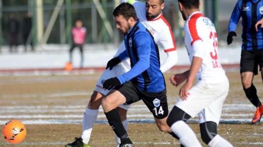 Kayseri Erciyesspor-Kastamonuspor 1966: 0-0