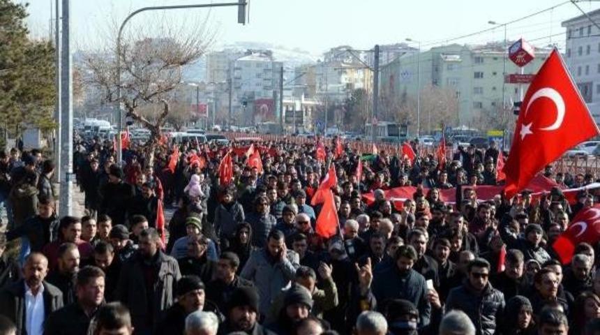 Kayseri Hain Saldırının Yasını Tutuyor (4)