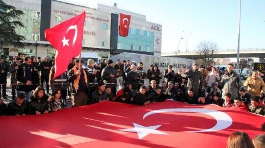 Kayseri Hain Saldırının Yasını Tutuyor (5)