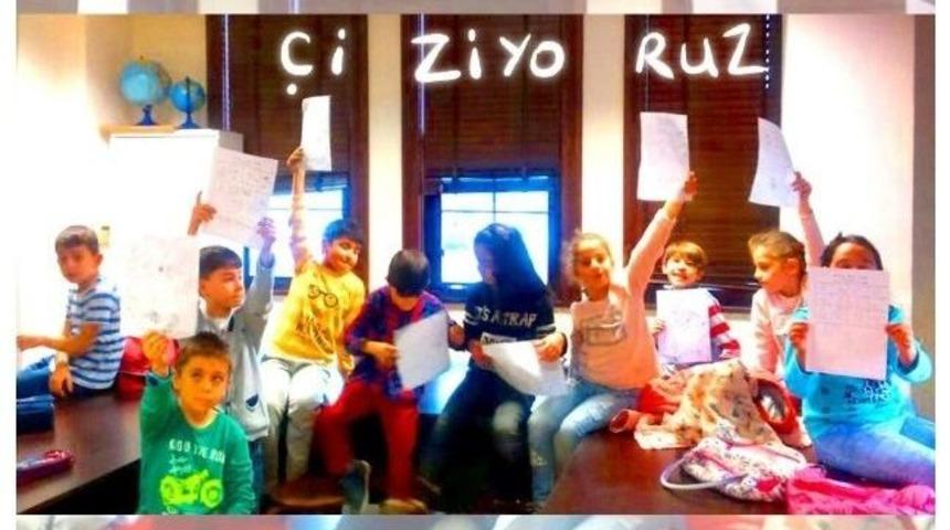 Akademi&rsquo;de Gen&ccedil; Karikat&uuml;ristler Yeteneklerini Konuşturuyor