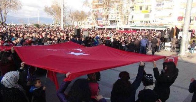 Bandırma’Da Törene Lanet Mitingi