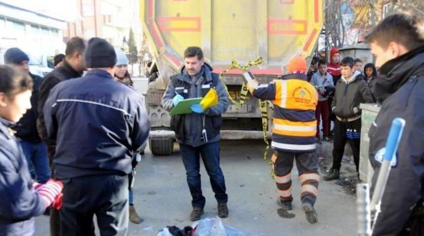 Gaziantep'te, &Ccedil;&ouml;p Konteynerinde Bebek Cesedi Bulundu
